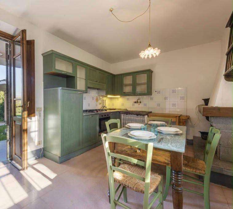 Casa indipendente via arginvecchio nord10, Camaiore