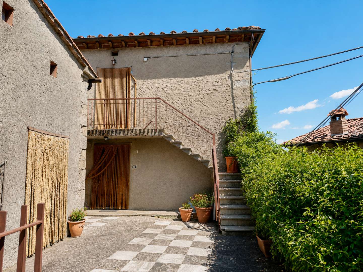 Palazzo - Stabile Via della Torre,, Villa Basilica