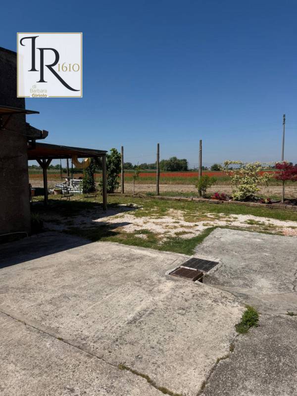 Casa Bi - Trifamiliare, Bagnolo di Po