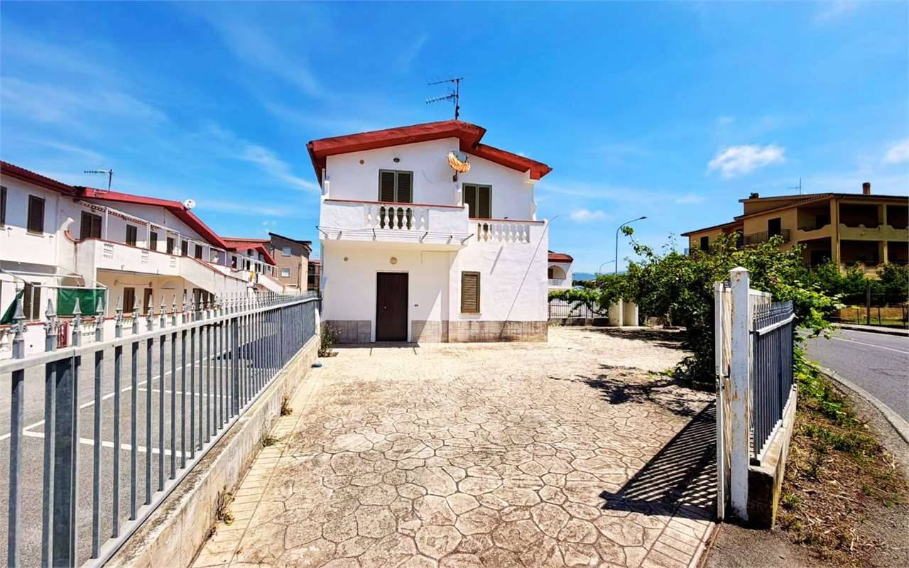 Villa, Santa Maria del Cedro