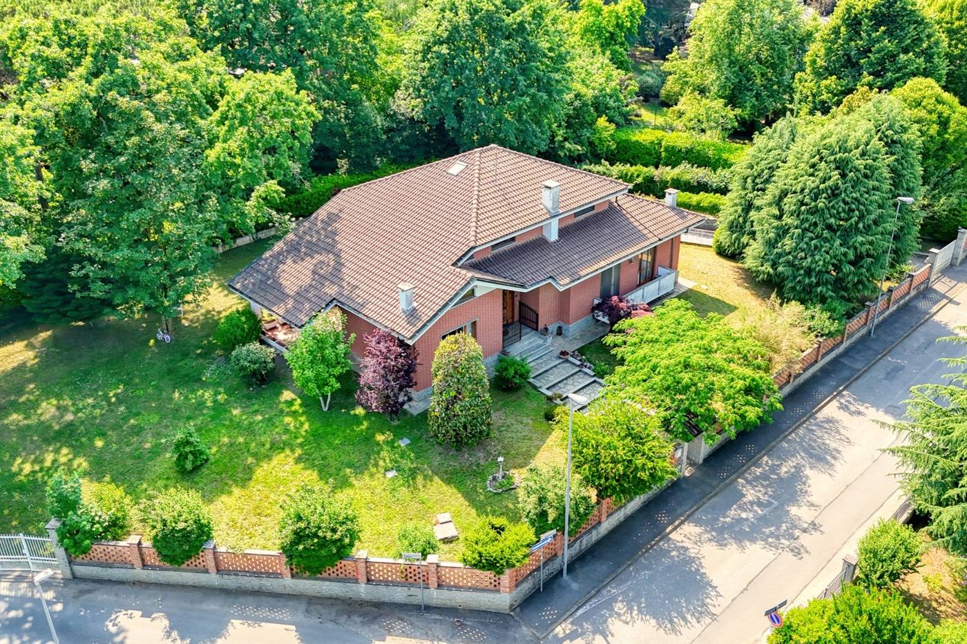 Villa, Caselette