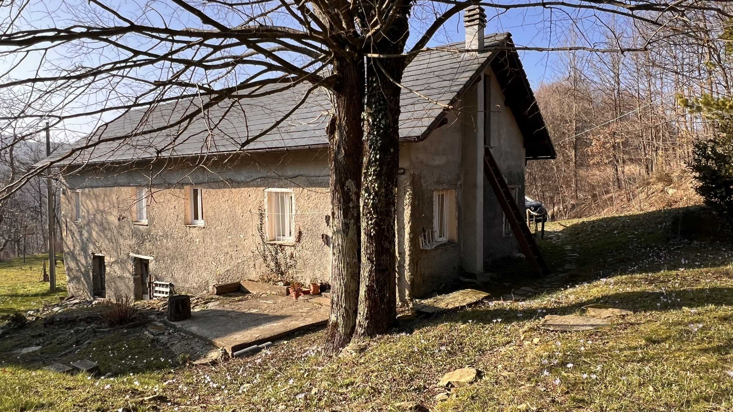Casa indipendente Località Dano, Sassello