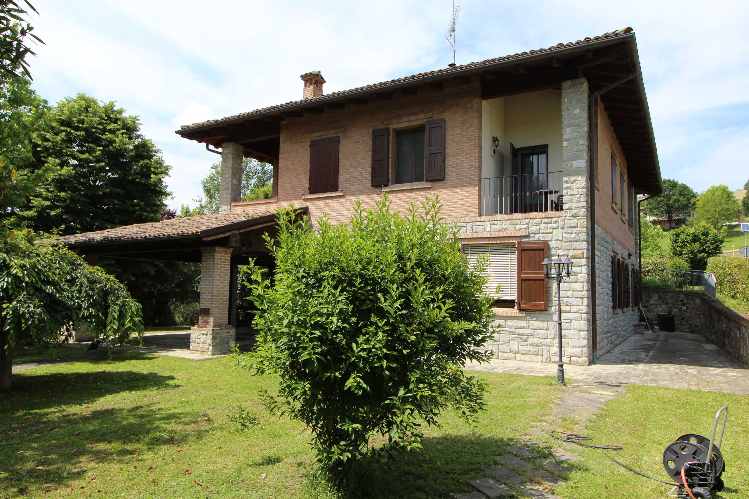 Casa indipendente Via Ciano, Valsamoggia