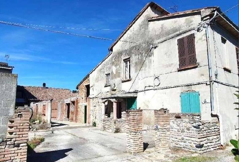 Casa indipendente, Castell'Arquato