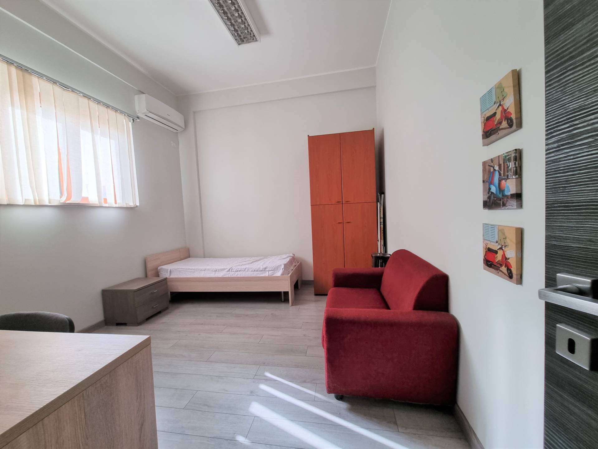 Appartamento via Genova58, Catanzaro