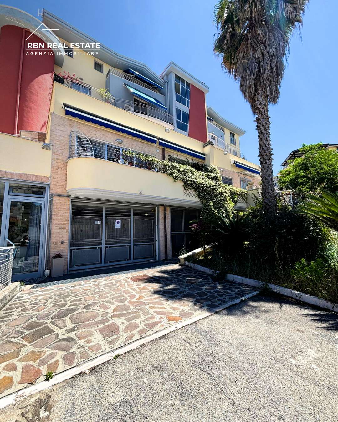 Box - Garage - Posto Auto Viale Perth,  14, Vasto