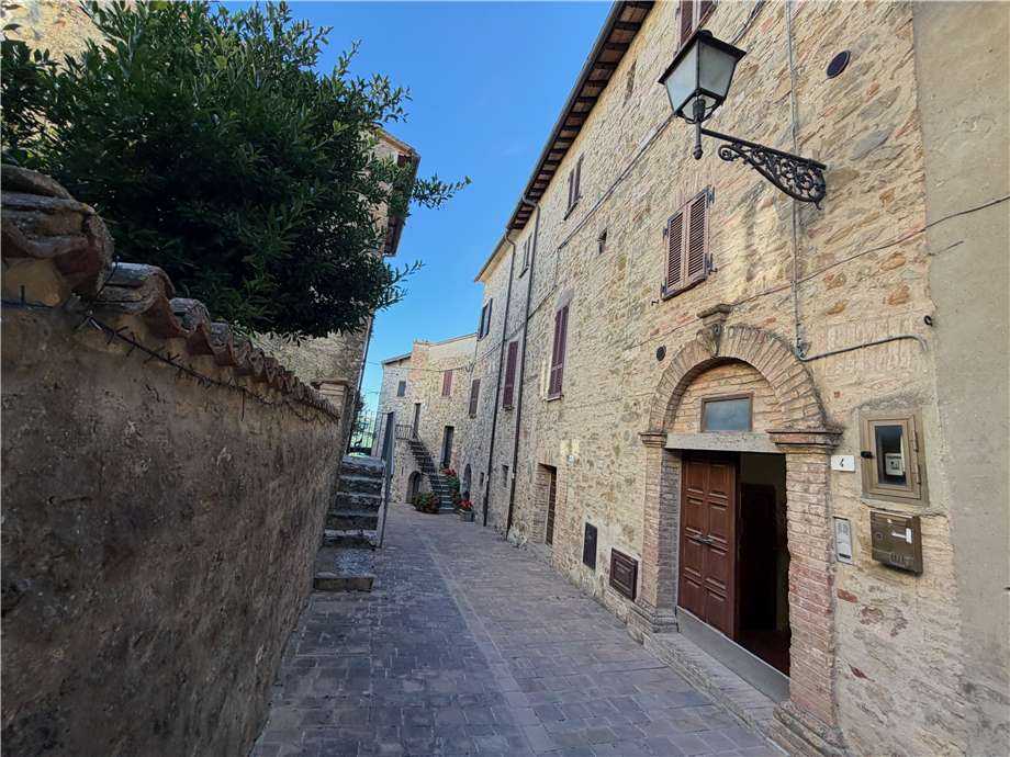 Palazzo - Stabile Via Saragano, Gualdo Cattaneo