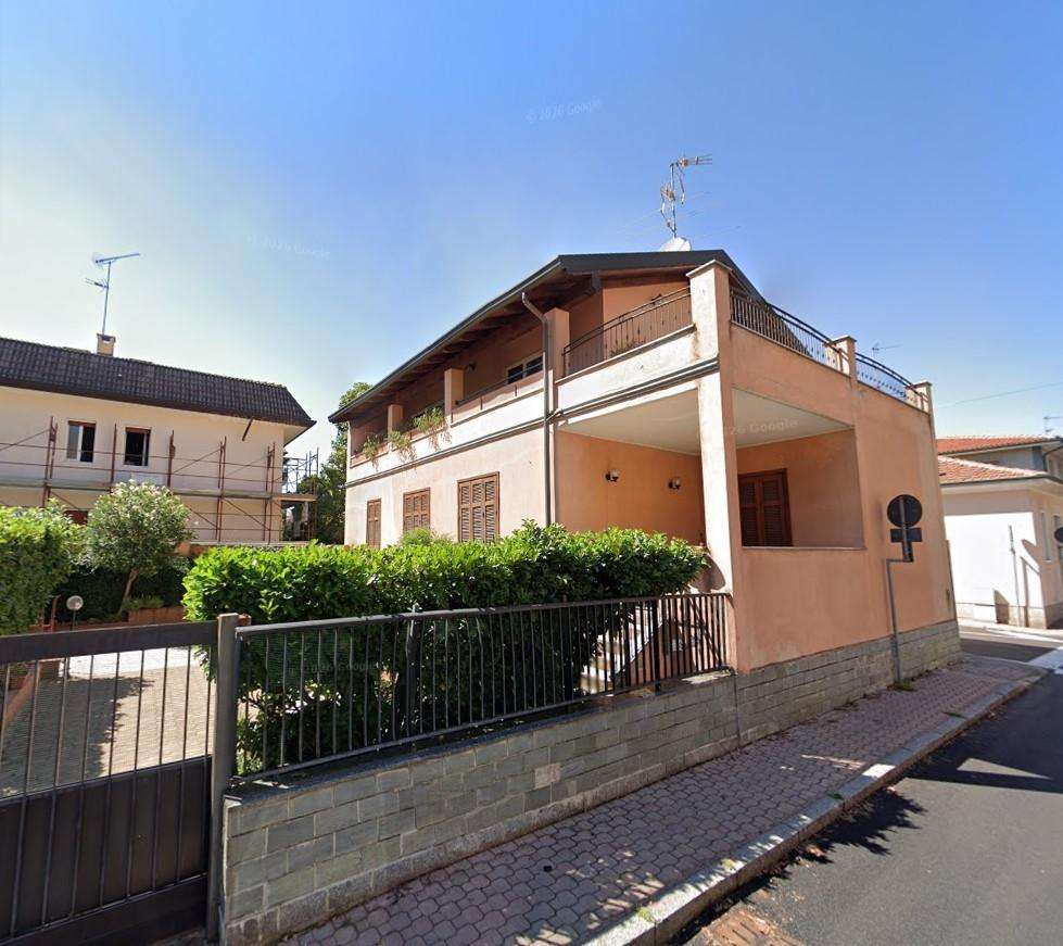 Villa Via G. Marconi,  40, Vittuone
