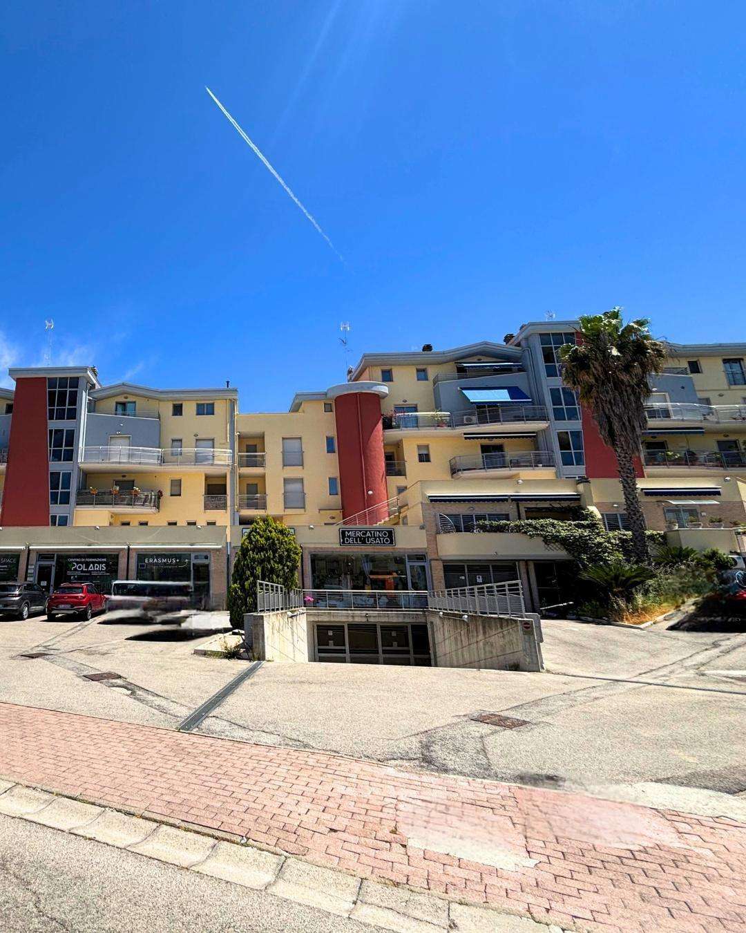 Box - Garage - Posto Auto Viale Perth,, Vasto