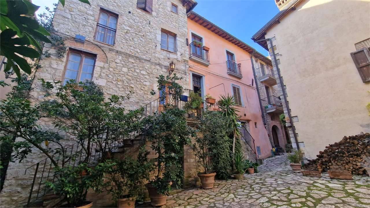 Appartamento Centro Storico, Massa Martana