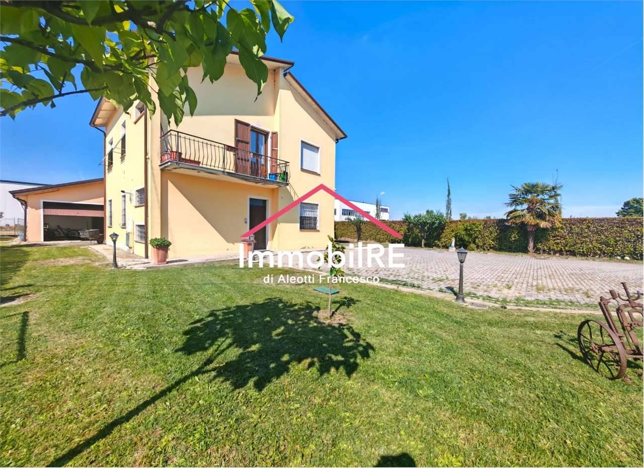 Casa indipendente Mancasale, Reggio nell'Emilia