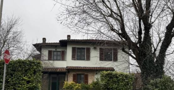 Villa, Dresano