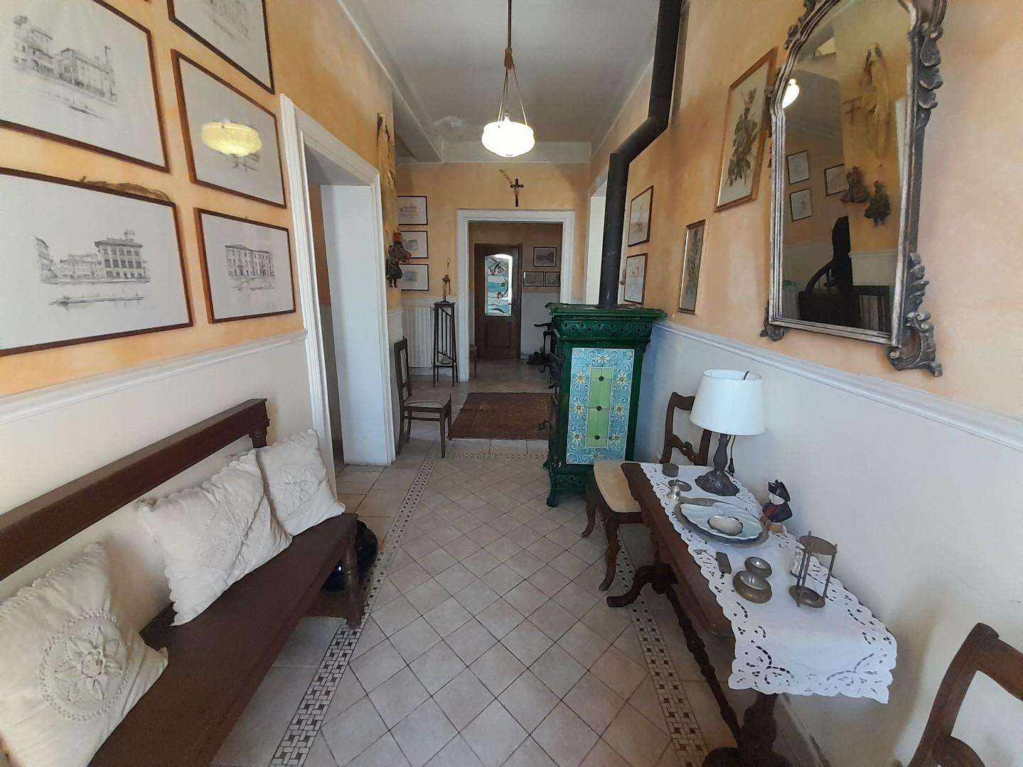 Palazzo - Stabile Via dei Mille,, Vecchiano