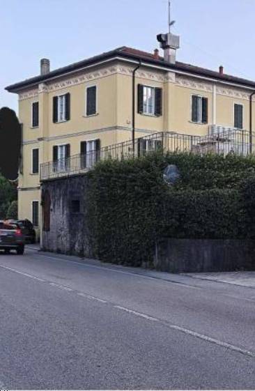 Hotel, Mandello del Lario