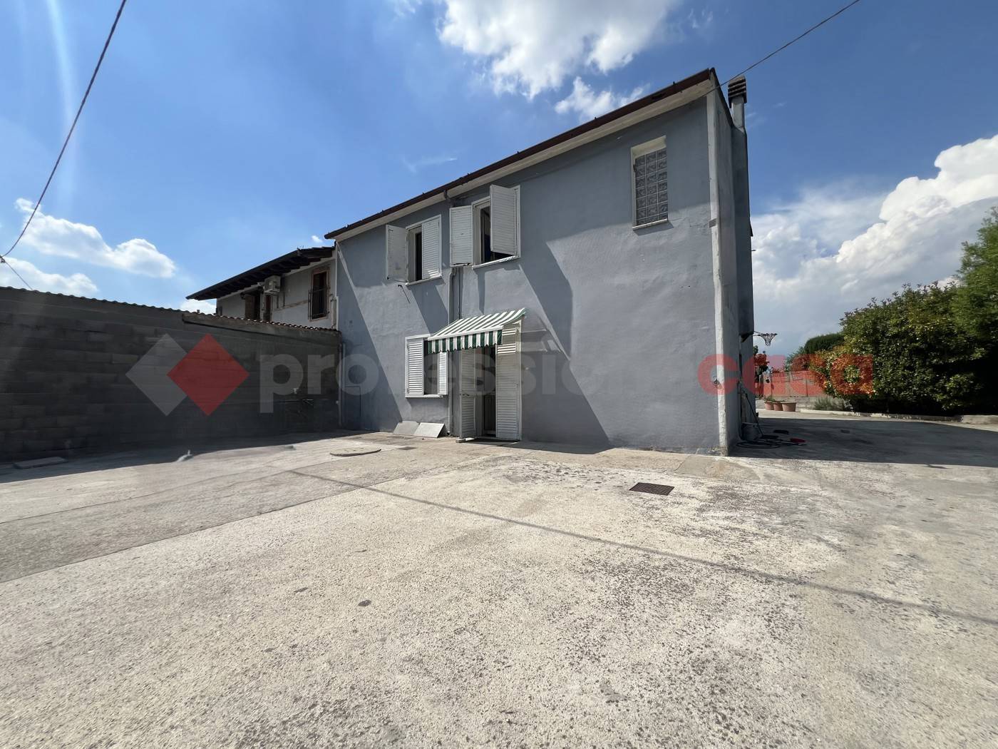 Casa indipendente, Isola Rizza