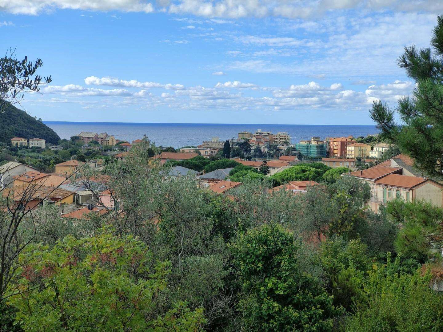 Terreno edificabile Giuseppe Romita, Deiva Marina