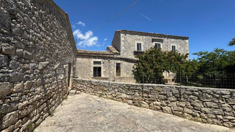 Casa indipendente Frigintini, Modica