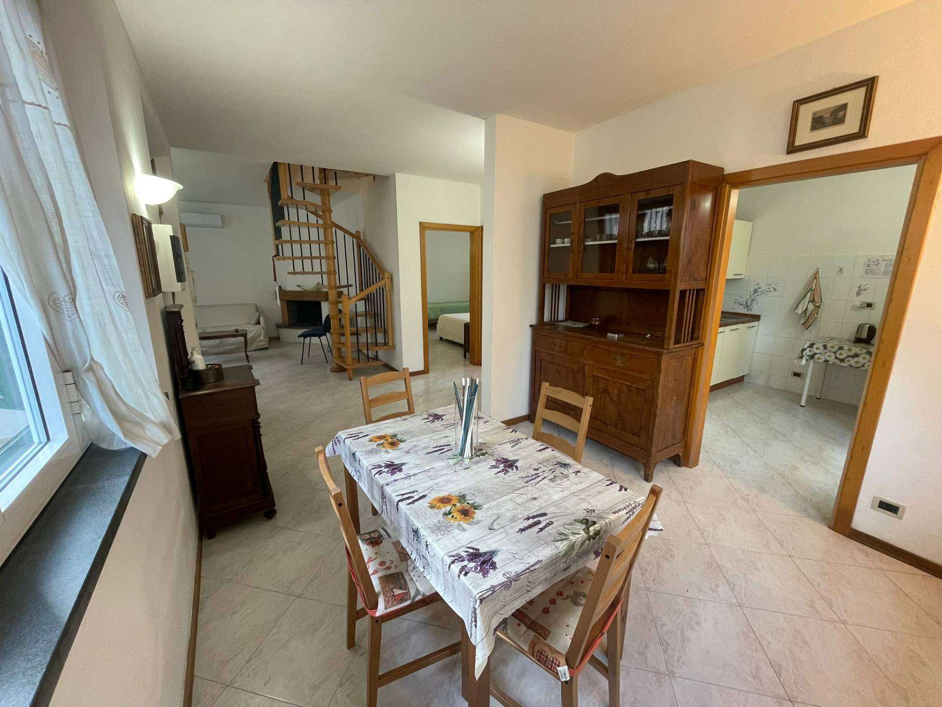 Casa indipendente via nevilio casarosa20, Cascina