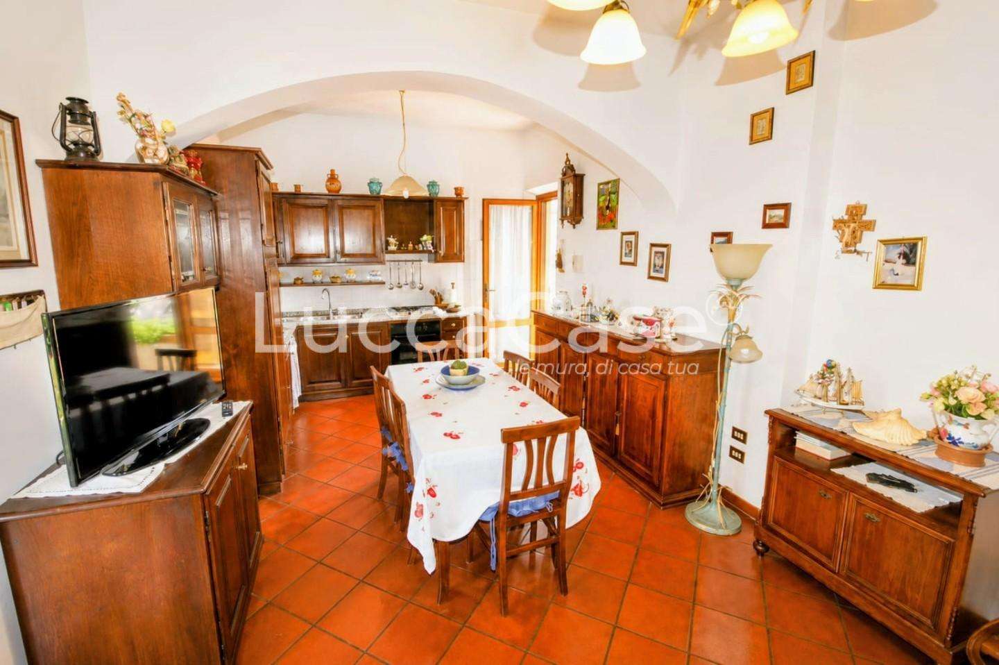 Appartamento Via Livorno,, Camaiore