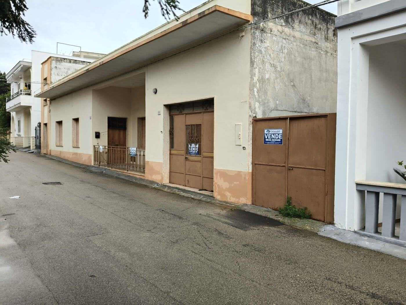 Casa indipendente Via D'Annunzio, Sannicola