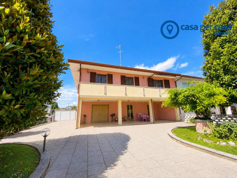 Casa Bi - Trifamiliare Taglio di Po - Centro, Taglio di Po