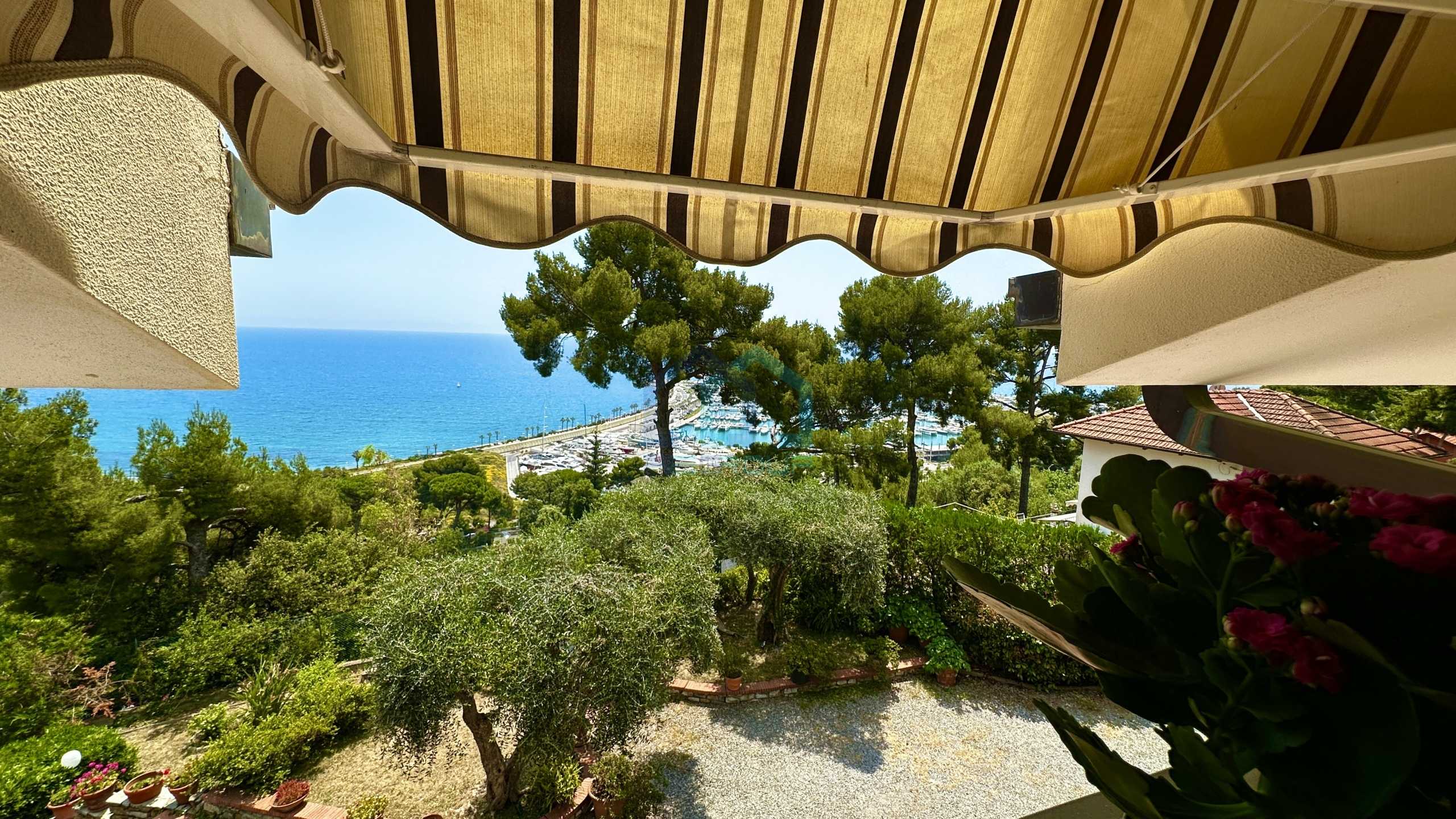 Casa indipendente Viale Vittorio Veneto, Imperia