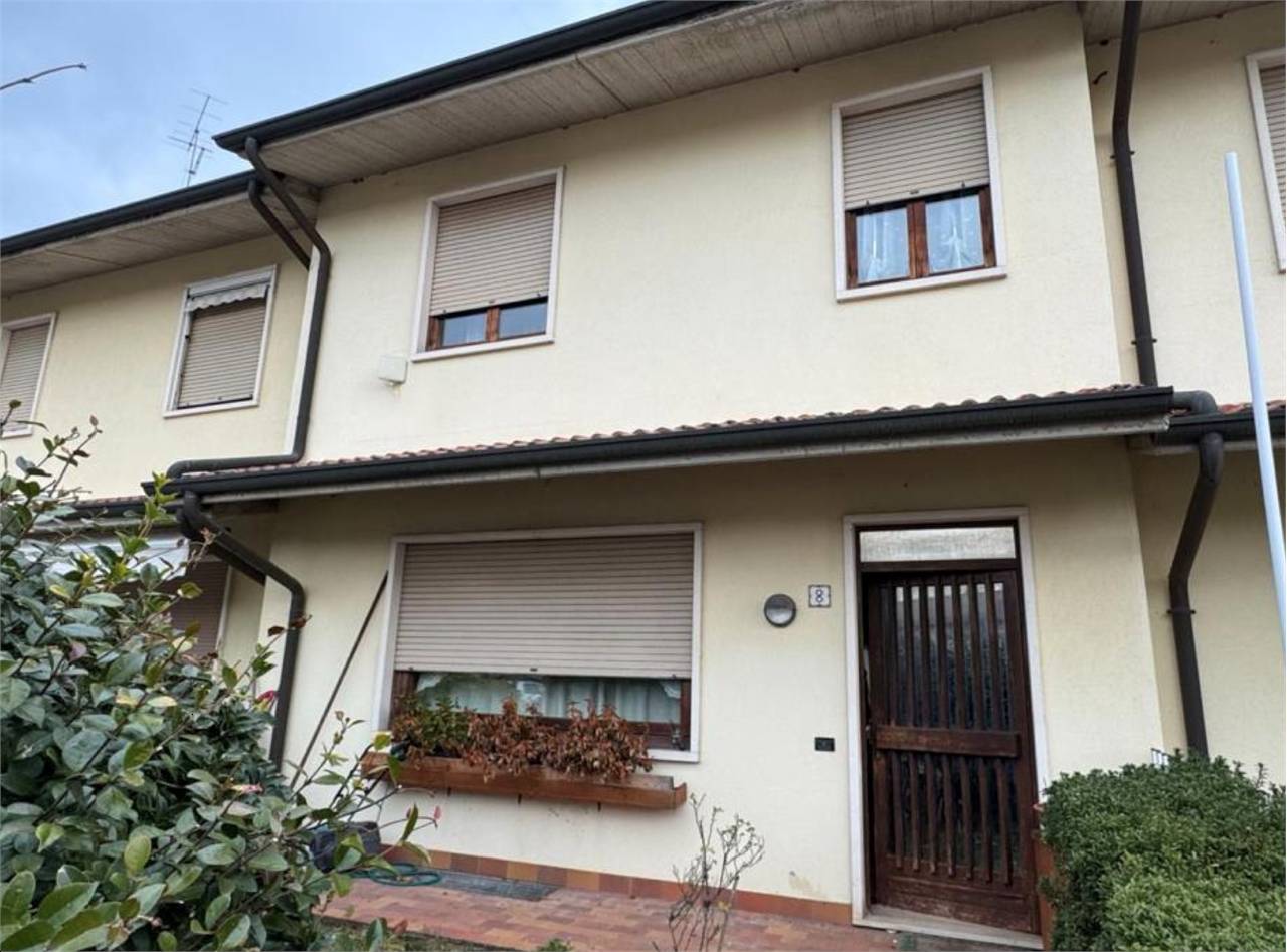 Casa indipendente, Castelgomberto