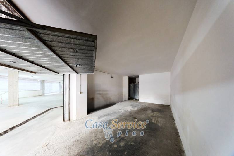 Box - Garage - Posto Auto Gallipoli, Gallipoli
