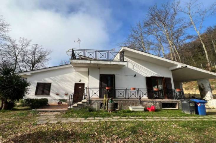 Casa indipendente, Nazzano