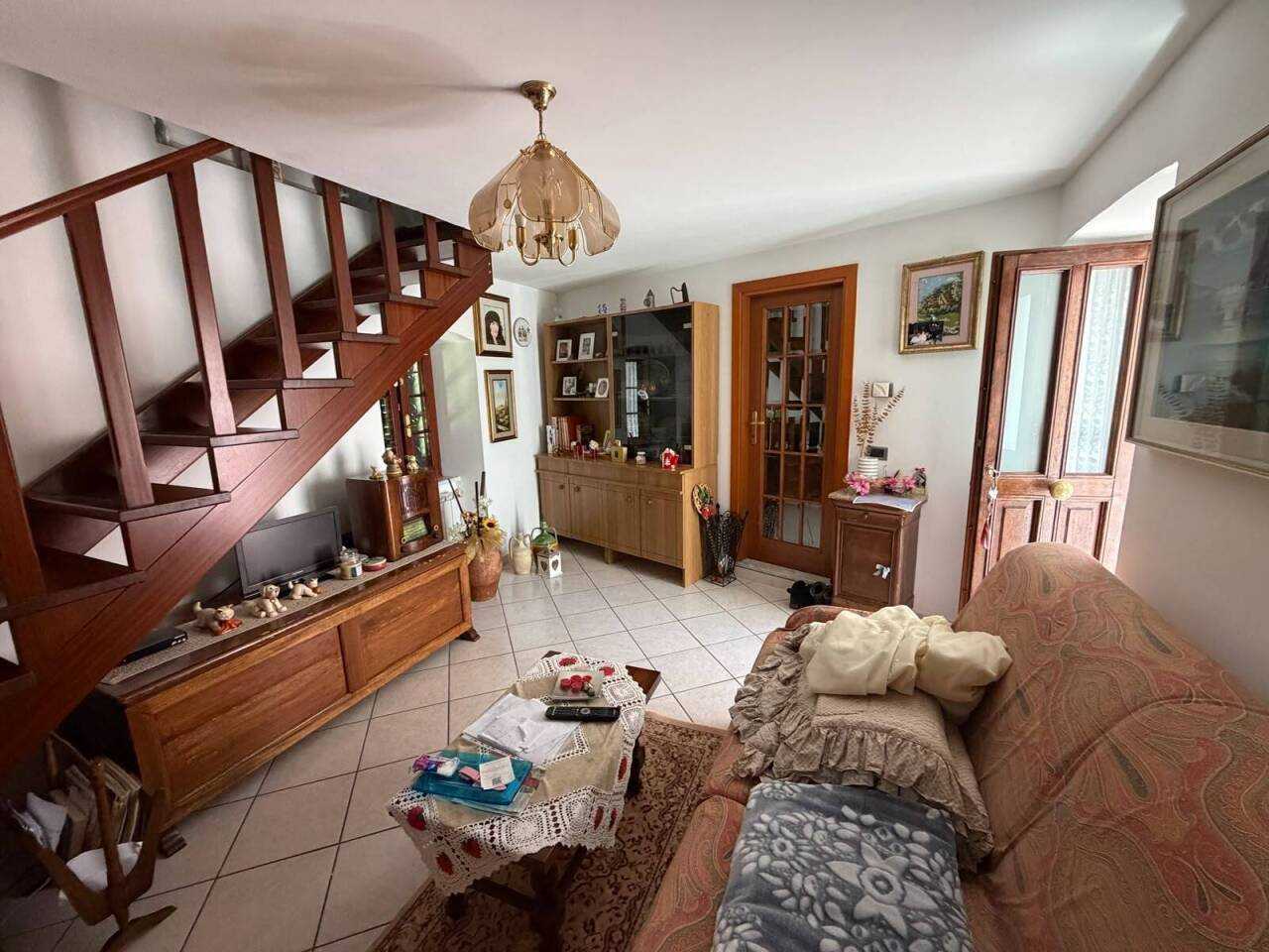 Porzione di casa Via Dogana, Luni