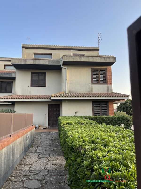 Villa via Patrasso, Ragusa