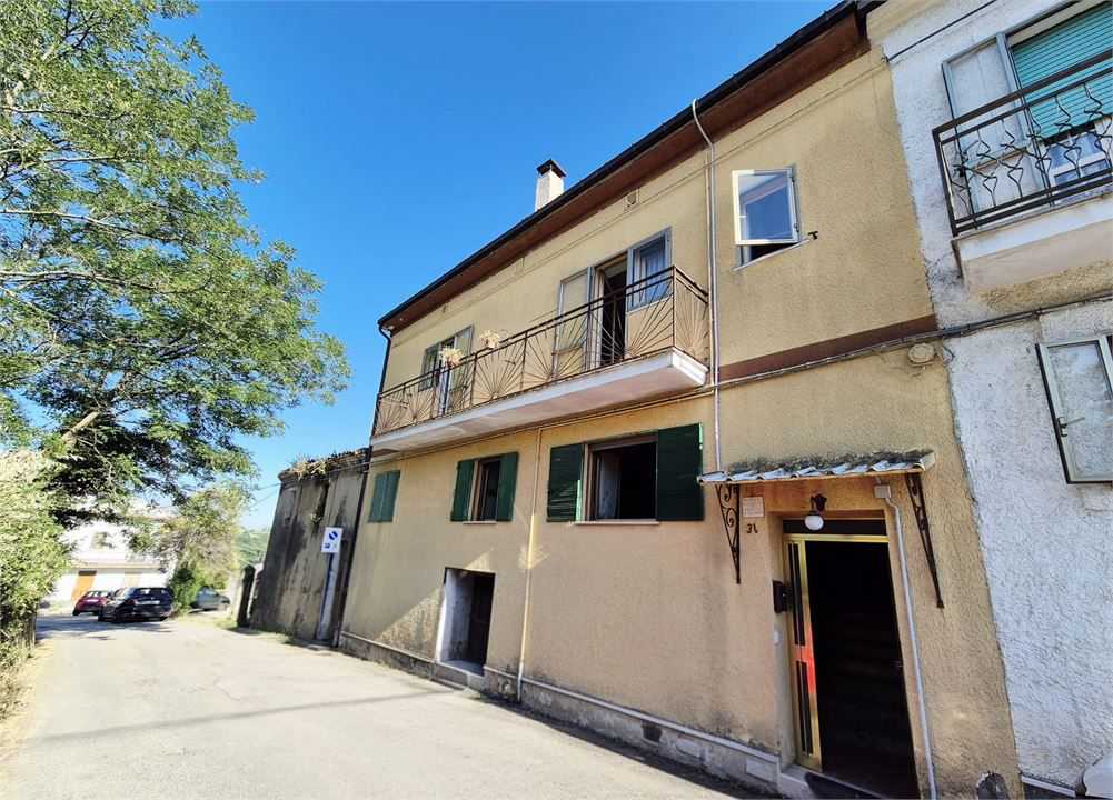 Casa Bi - Trifamiliare Via Radicioppo, Filetto