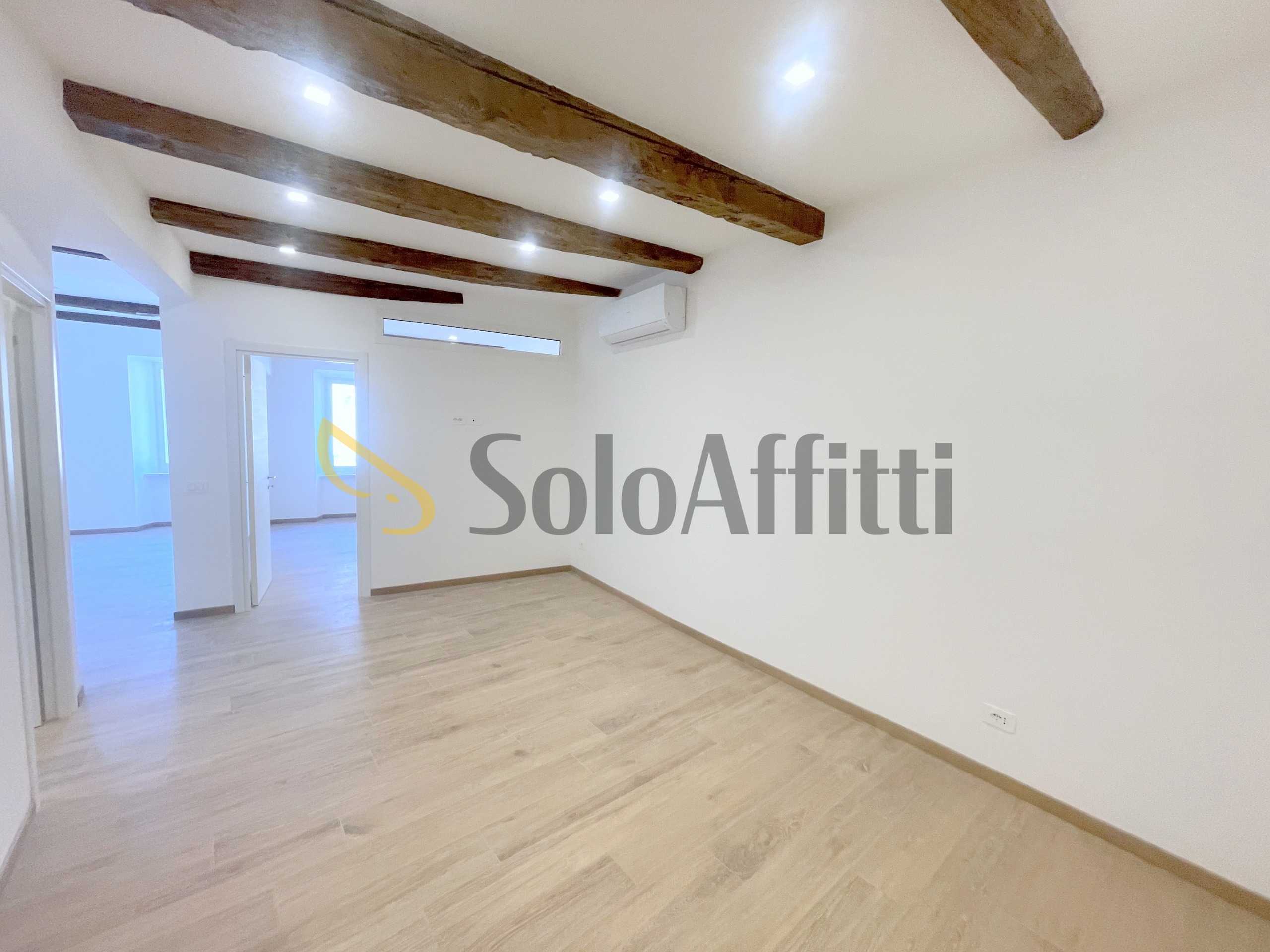 Appartamento Piazza del Comune, Osimo