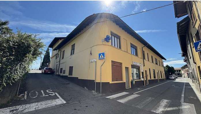 Appartamento Via della Torre,  21, Arsago Seprio