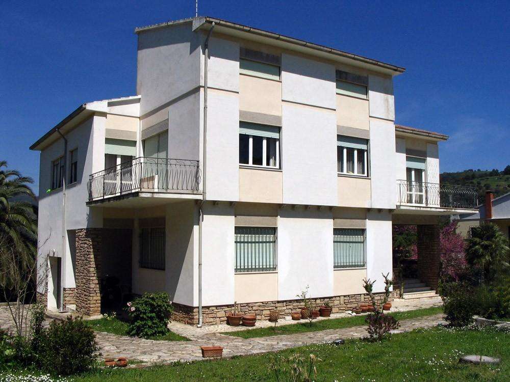 Villa Via Michele Burattelli,, Campiglia Marittima