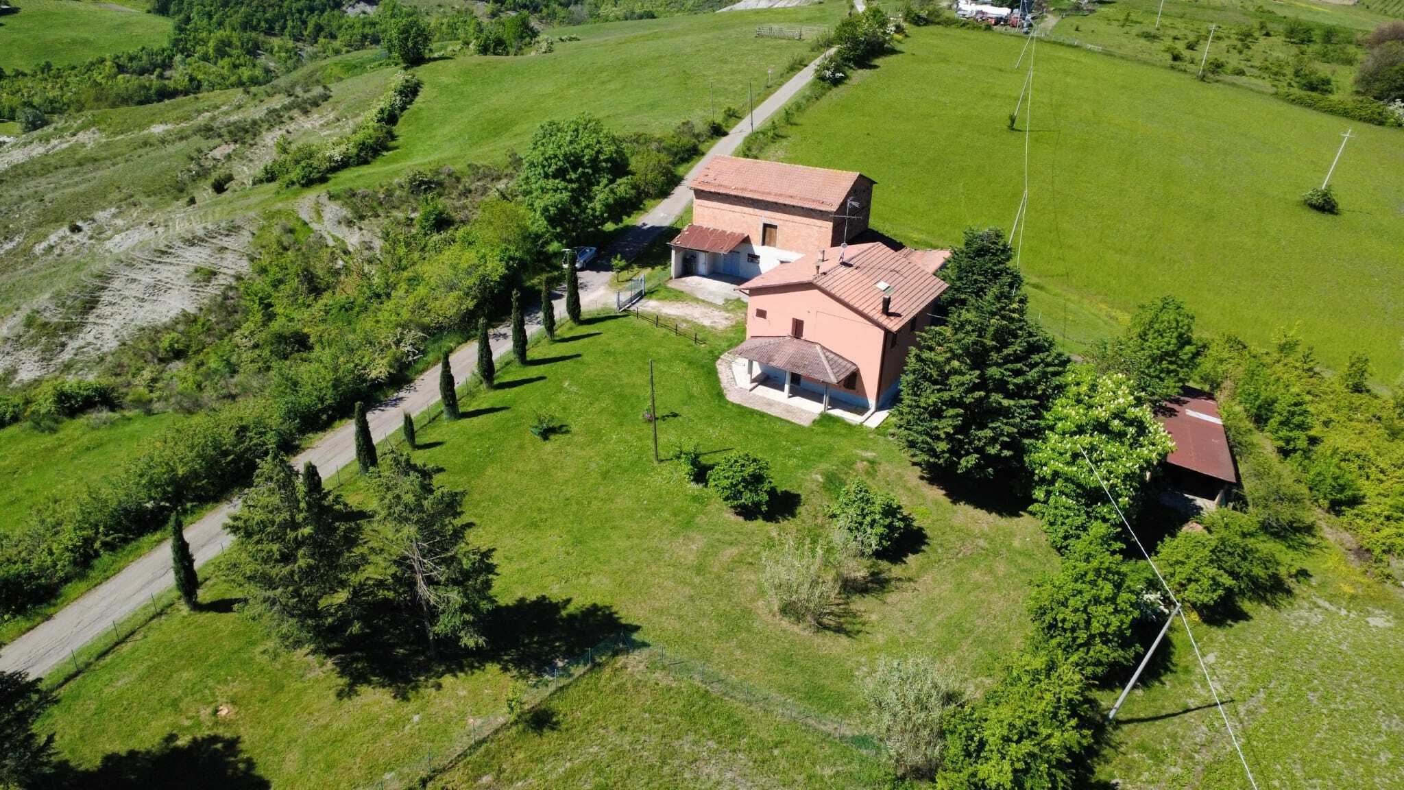 Casa indipendente Via Secchiano, Valsamoggia