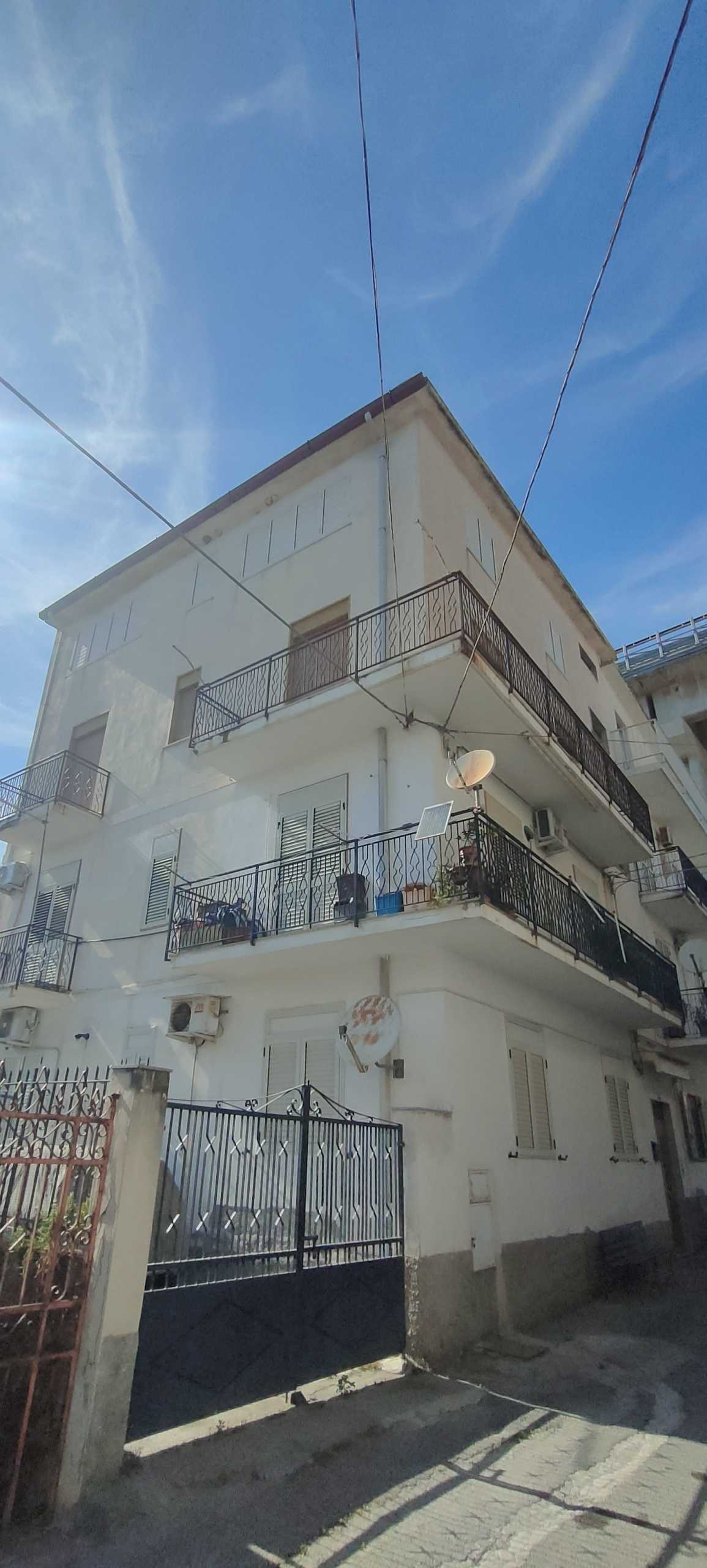 Appartamento Via P. Larizza, Bova Marina