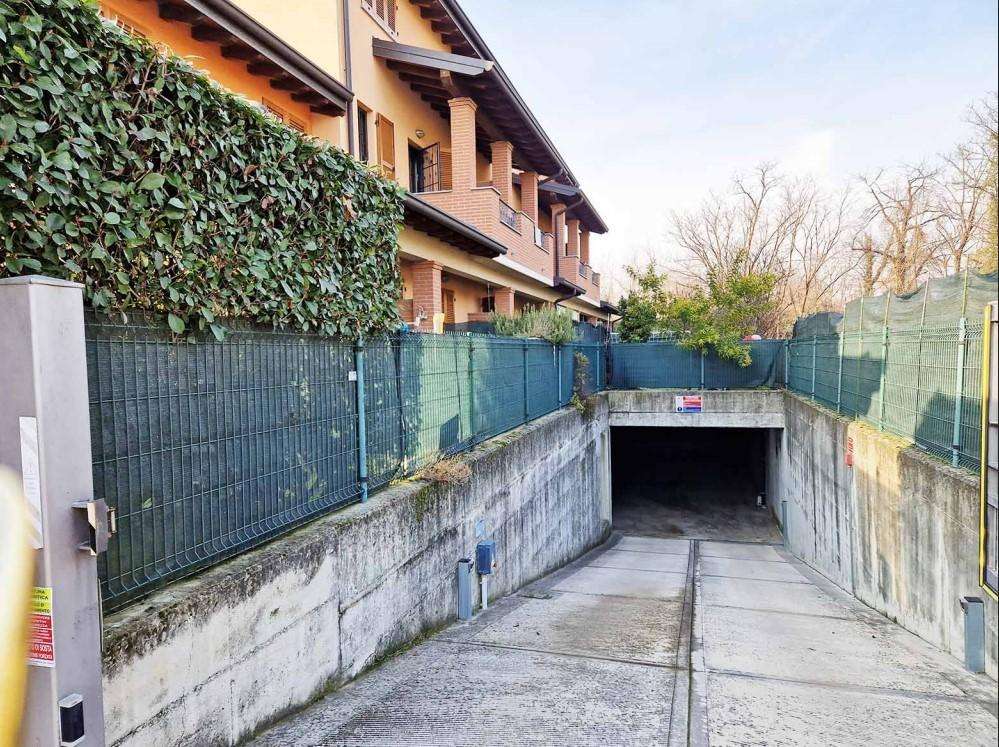 Box - Garage - Posto Auto Via Peppino Impastato,  9, Pozzo d'Adda