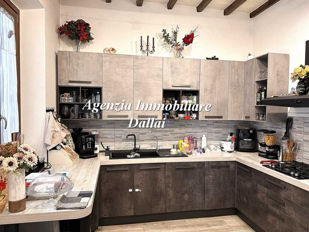 Casa indipendente Loc. La Torre, Borgo San Lorenzo