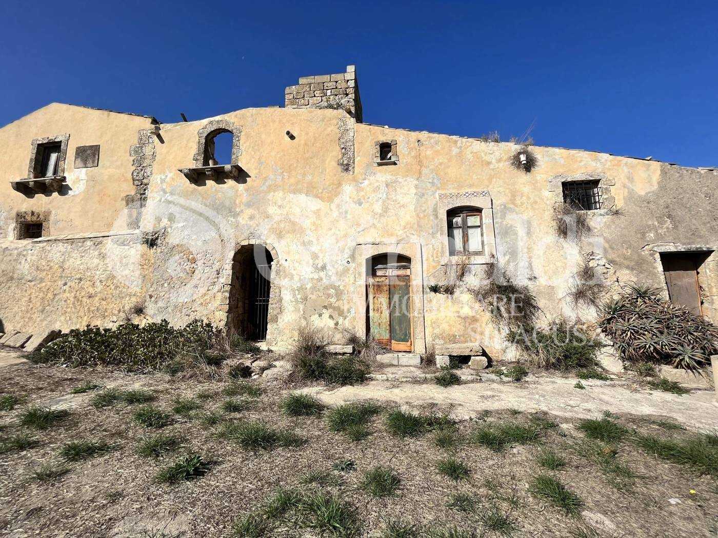 Casa indipendente Bonivini, Noto