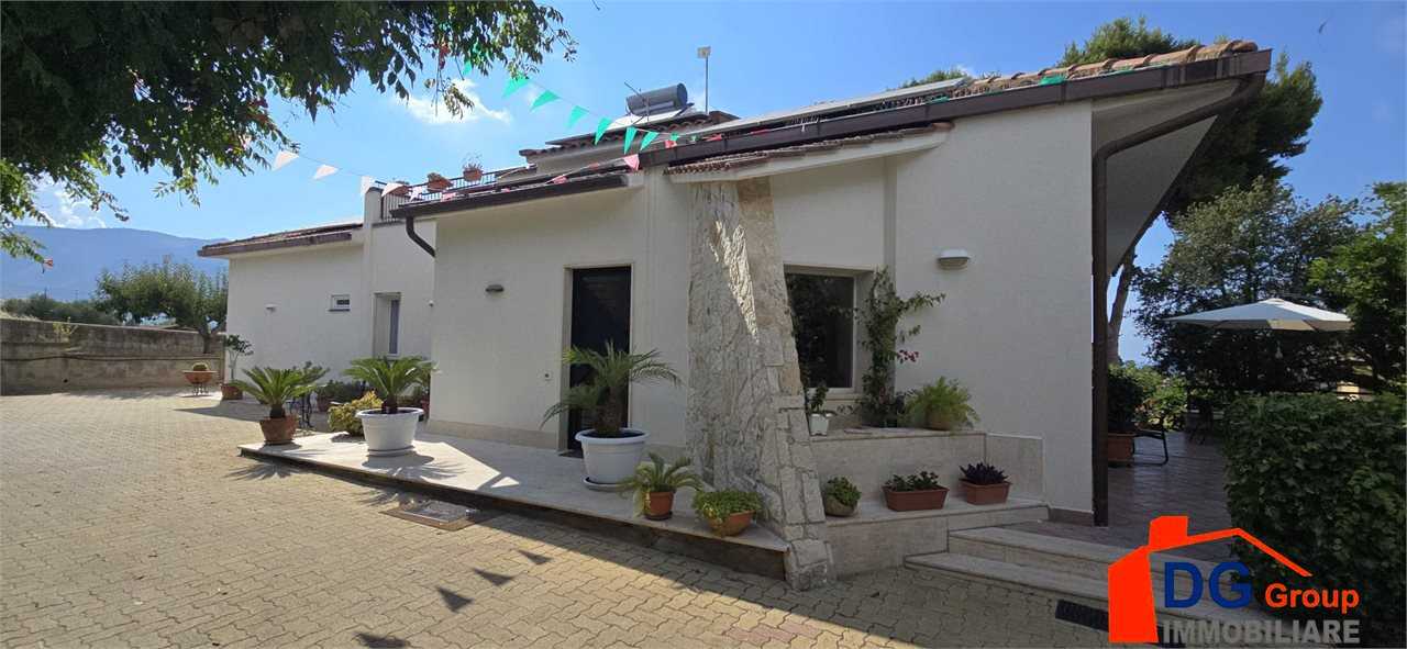Villa Contrada Bosco D'Alcamo, Alcamo