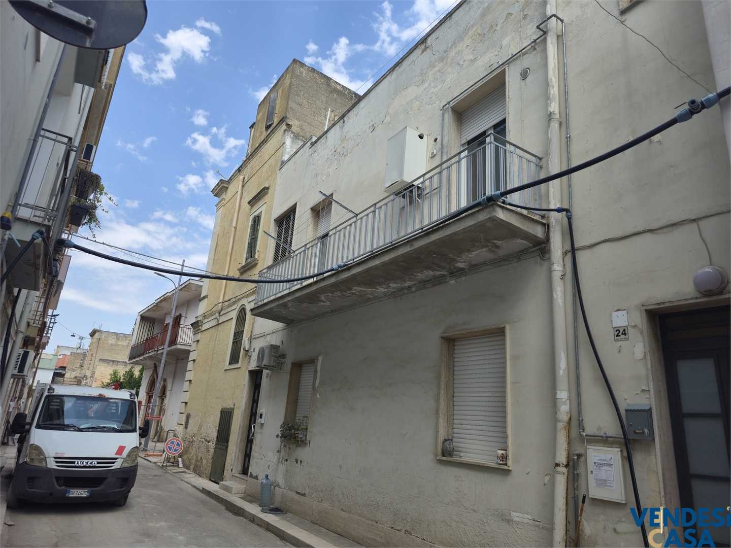 Casa indipendente Via Tenente A. D'Alò, Adelfia