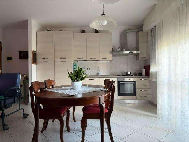 Appartamento Via dei Martiri,, Calcinaia