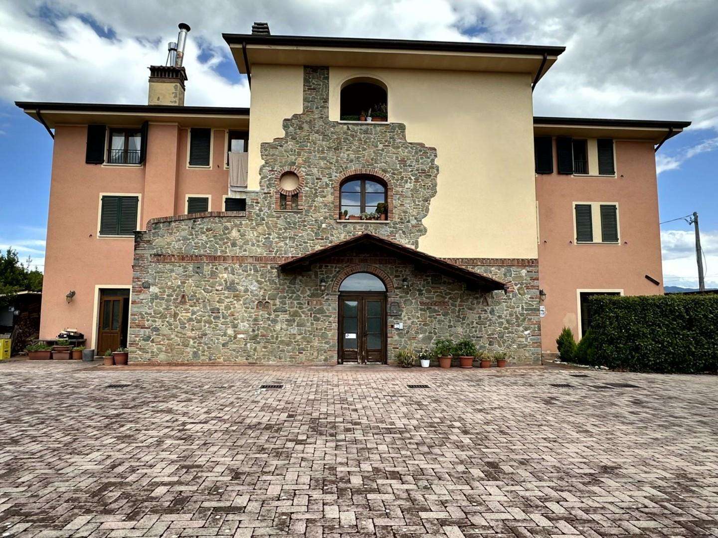 Palazzo - Stabile Via dei Paoletti,, Altopascio
