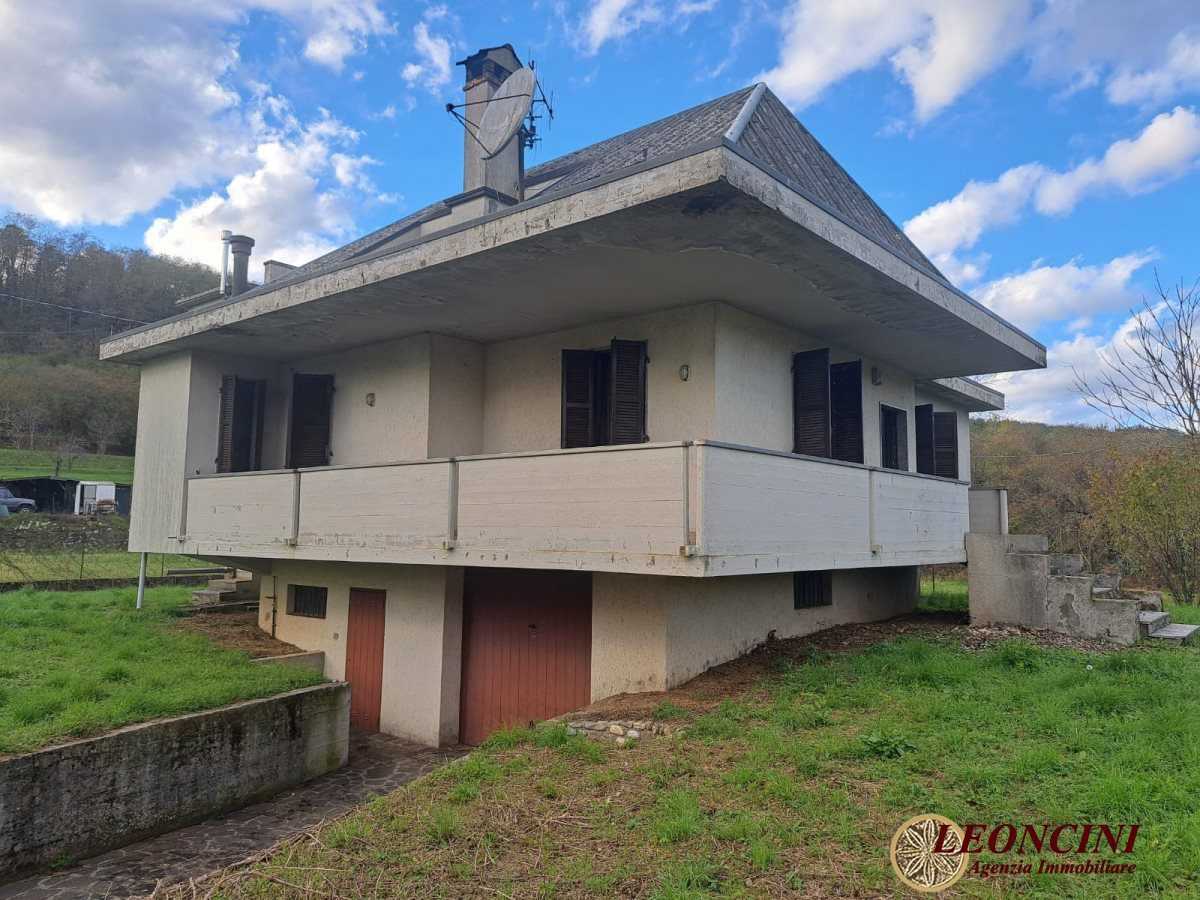 Villa Via Teglia, Pontremoli