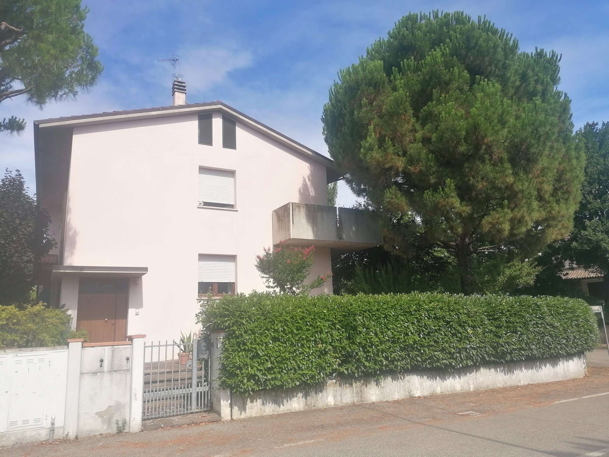 Villa VIA AMENDOLA, Castel San Pietro Terme