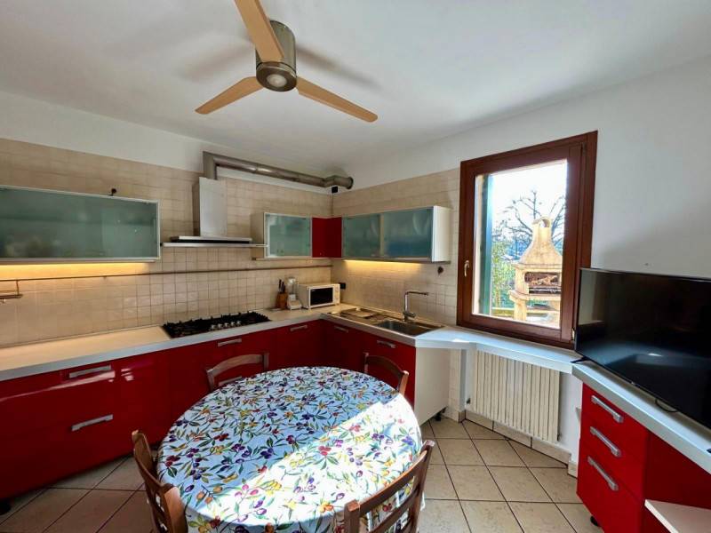 Casa Bi - Trifamiliare Cagnola, Cartura