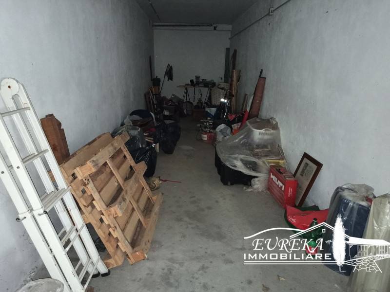 Box - Garage - Posto Auto Castiglione del Lago, Castiglione del Lago