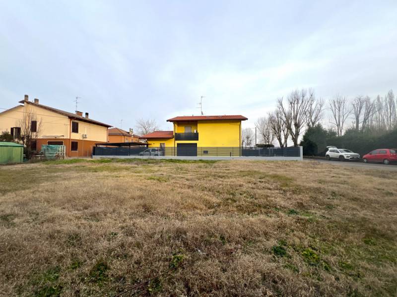 Terreno edificabile, San Felice sul Panaro