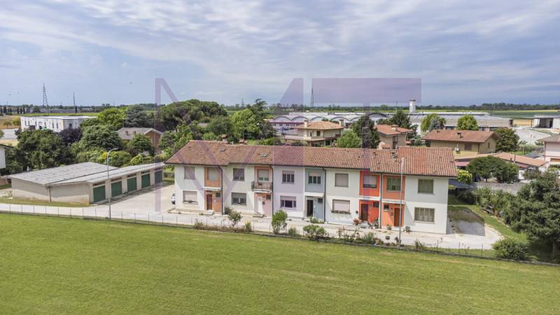 Casa Bi - Trifamiliare Medeuzza, San Giovanni al Natisone